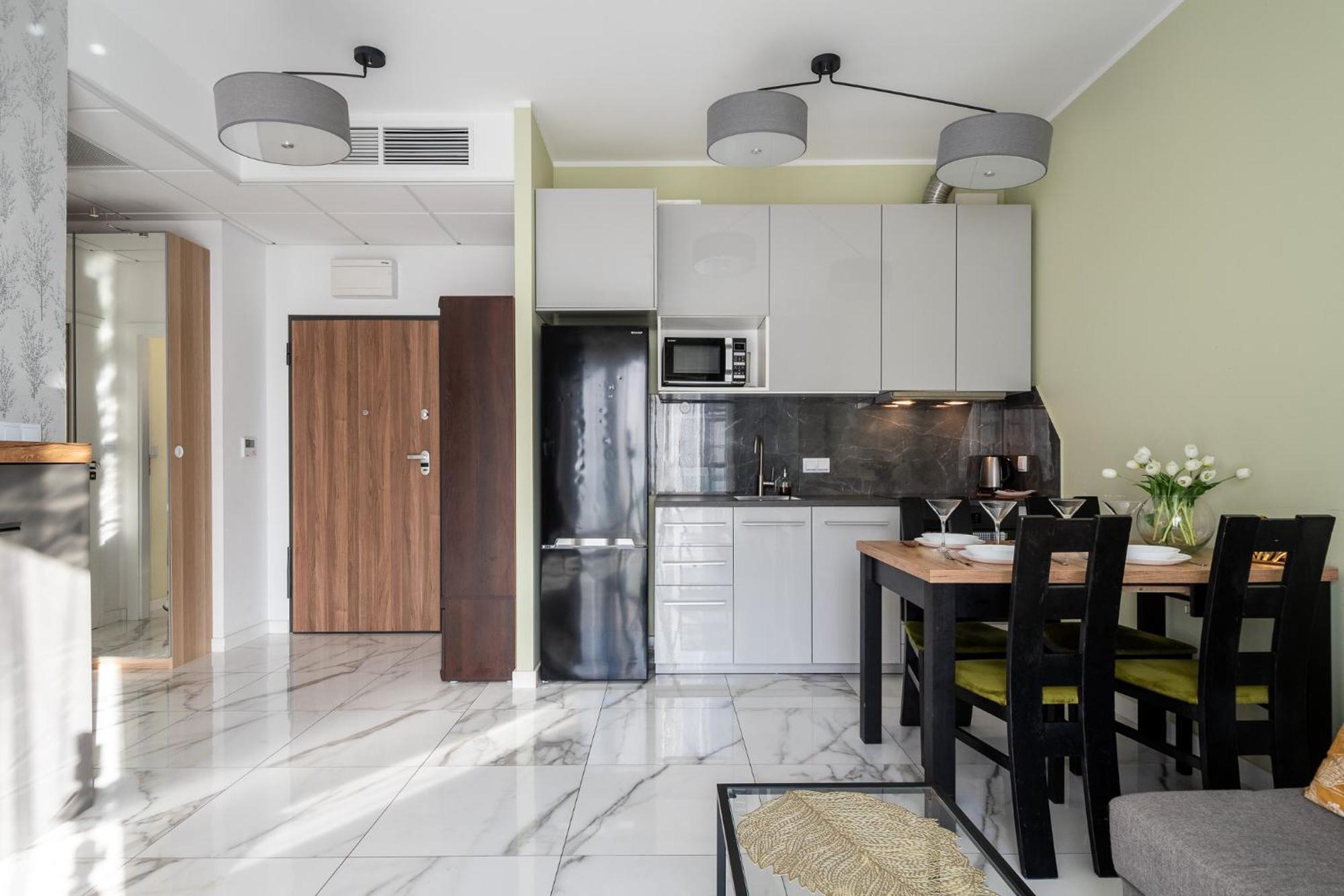 Prymasa Tysiaclecia 83A Separate Bedroom Free Garage By Perfect Apart 634 Warsaw Exterior photo