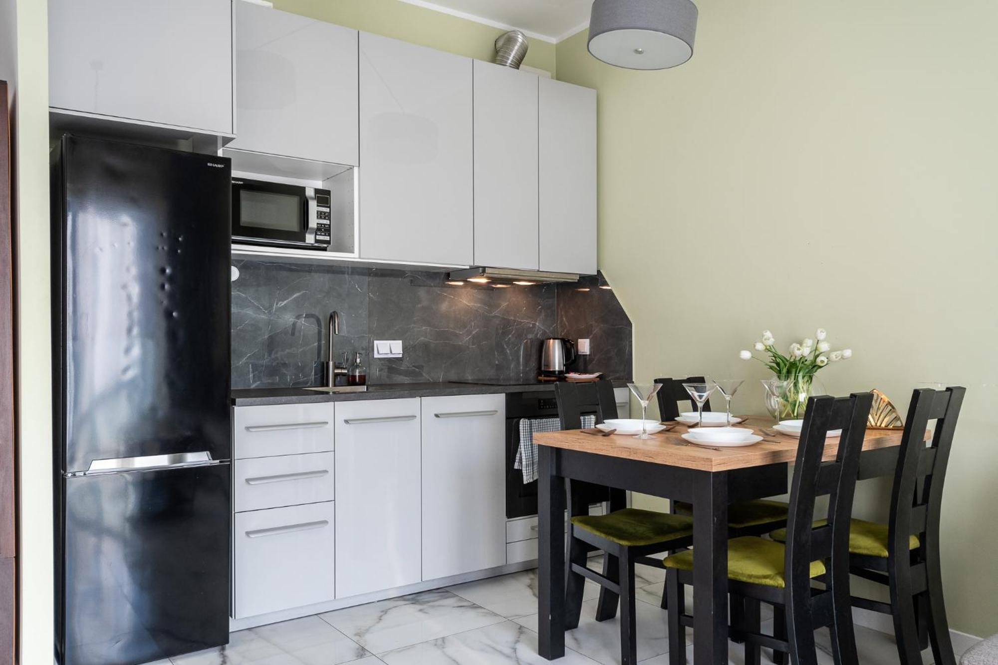 Prymasa Tysiaclecia 83A Separate Bedroom Free Garage By Perfect Apart 634 Warsaw Exterior photo
